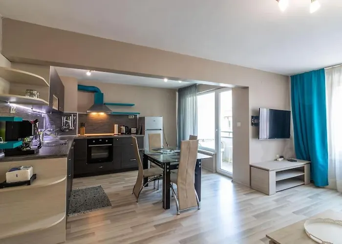 Niko\'S 2 Bedroom Central Apartment
